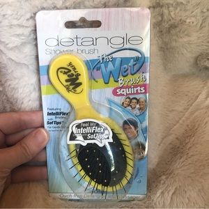 The Wet Brush mini